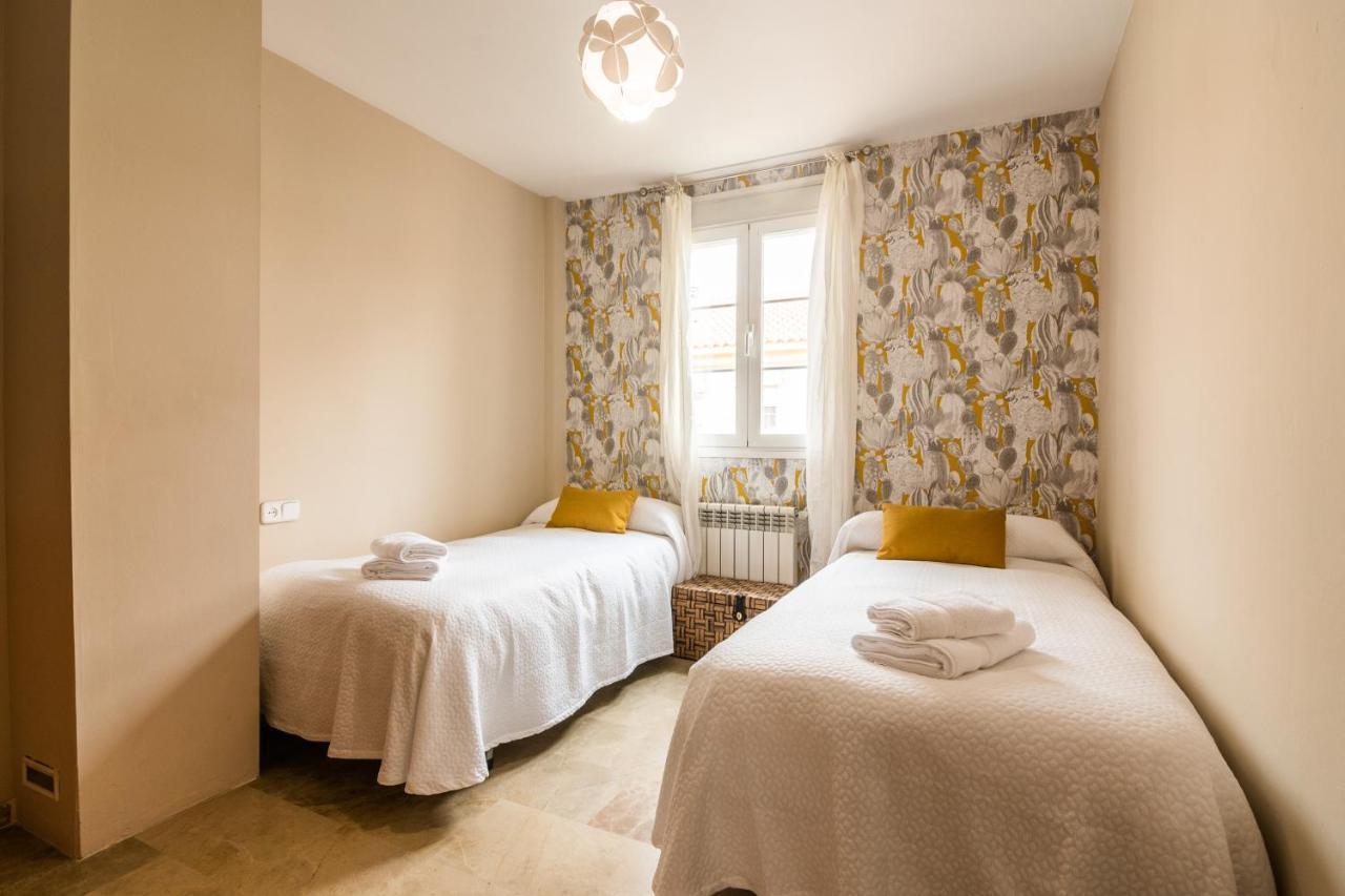 Tuguest Grisolia House - Free Parking Armilla Esterno foto